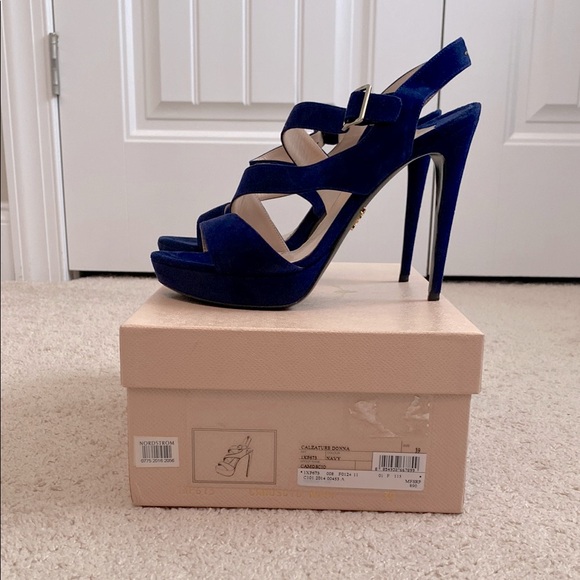 Prada Camoscio Women´s Leather Heels Women Navy Blue...